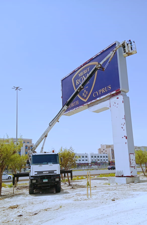 IVECO 4x4 Truck Mounted manlift with 25M heigth