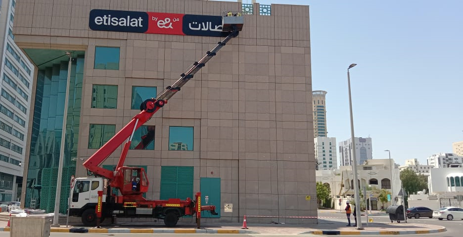 DAEWOO Truck Mounted manlift with 45M height