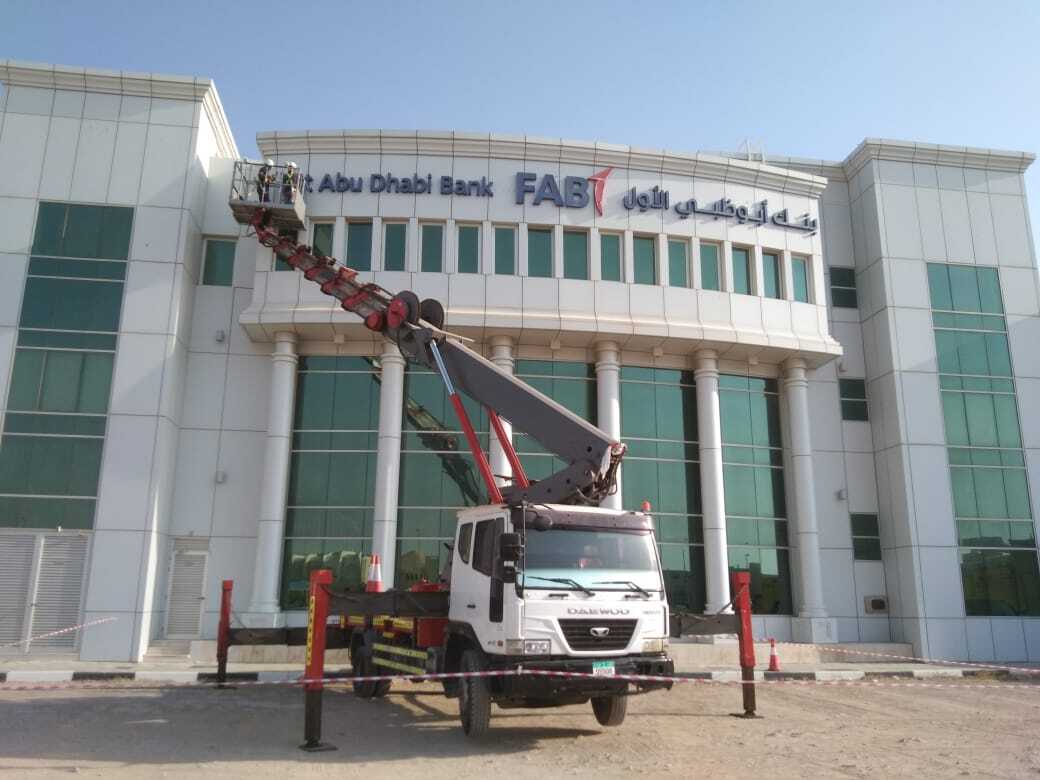 DAEWOO Truck Mounted manlift with 45M heigth